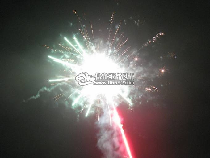 ��ʵ�̻��Ǻ����ģ�ֻ�Ǽ������⣬�Ǻǣ���ҽ���һ�¿�����.JPG