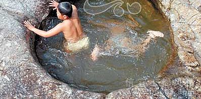 054.jpg