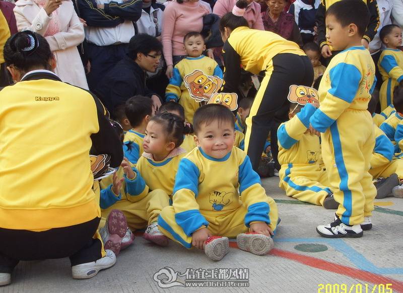 С�����꣬ͷһ������̨�����ߡ����һ��ϲ�������