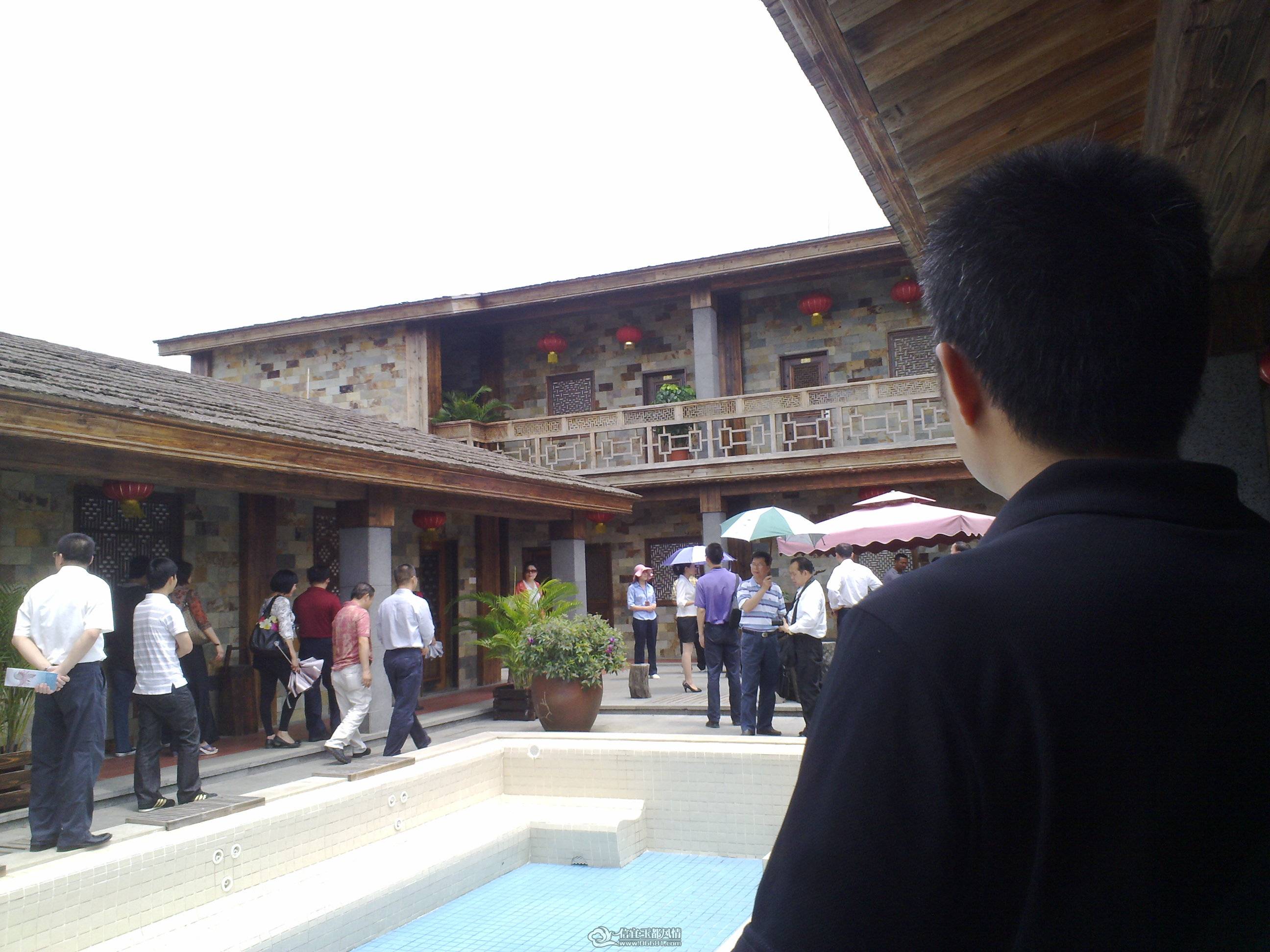 201104261356.jpg