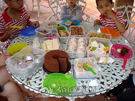 DSC08492_conew1.jpg