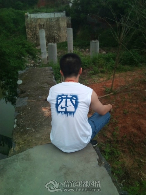 zheng.jpg