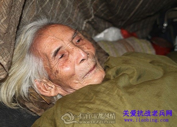 120436amykxo87oopazzmp.jpg