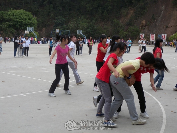 321BasketballMatch 003_001.jpg