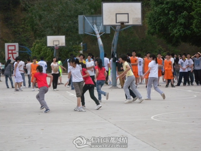 321BasketballMatch 011_001.jpg