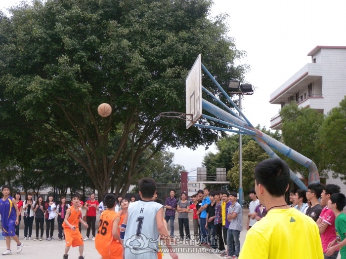 321BasketballMatch 017_001.jpg