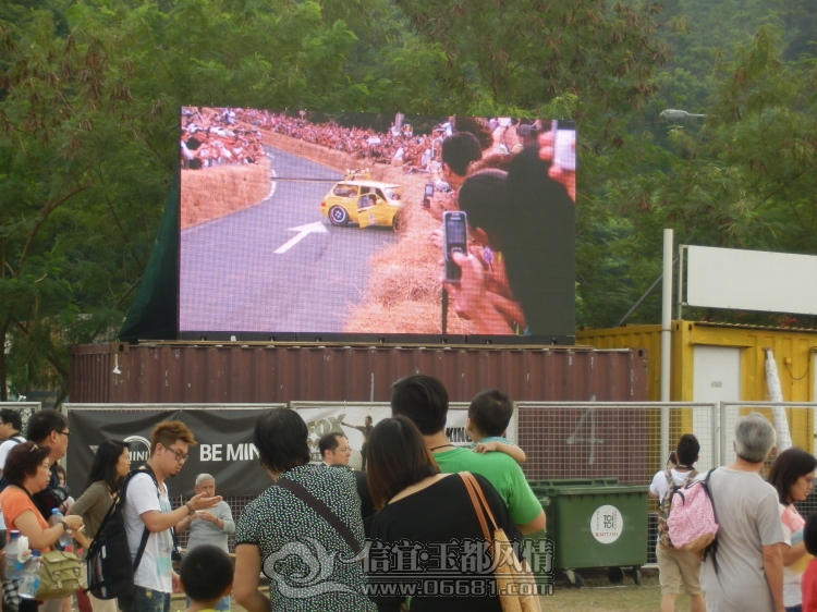 2012101424.jpg