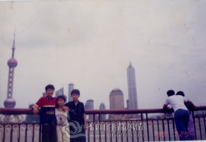 1999���