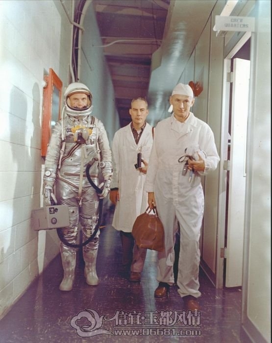 1351711204_nasa_images_03_1[1].jpg