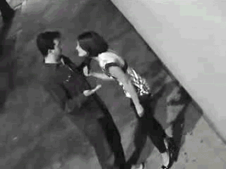 t016d7dcc29c8b5bd09.gif