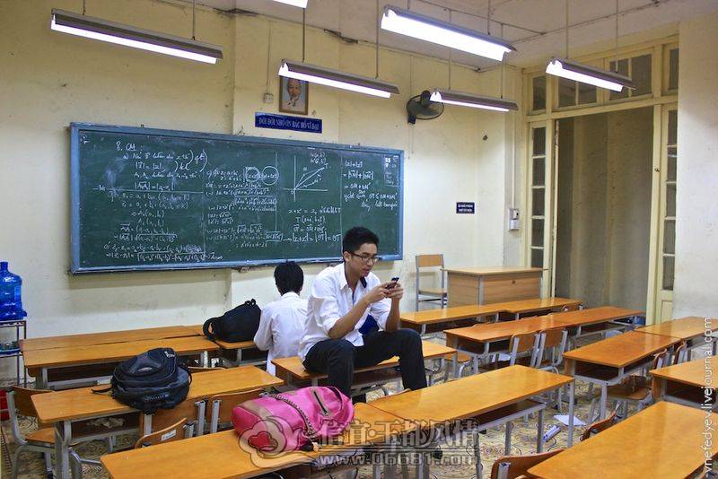 31658609_12[1].jpg