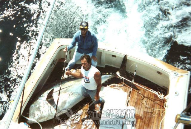 a_few_fishermens_biggest_catches_ever_640_18[1].jpg
