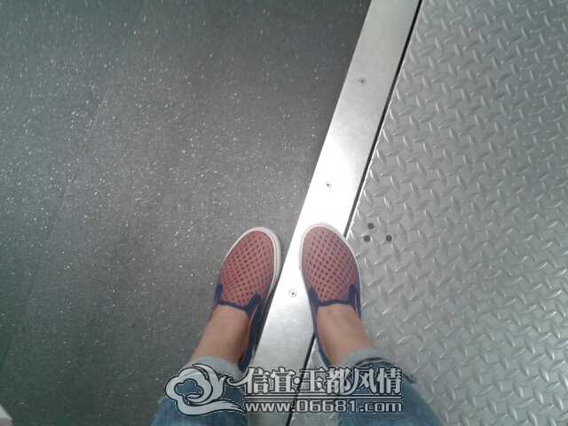 084355cc5dmccvm460po9d.jpg