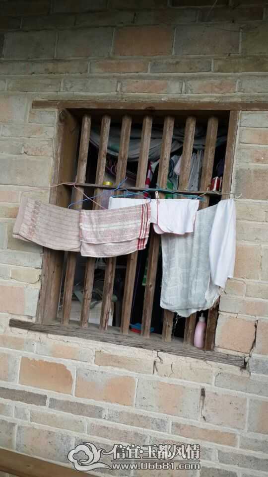 Cache_f02.jpg