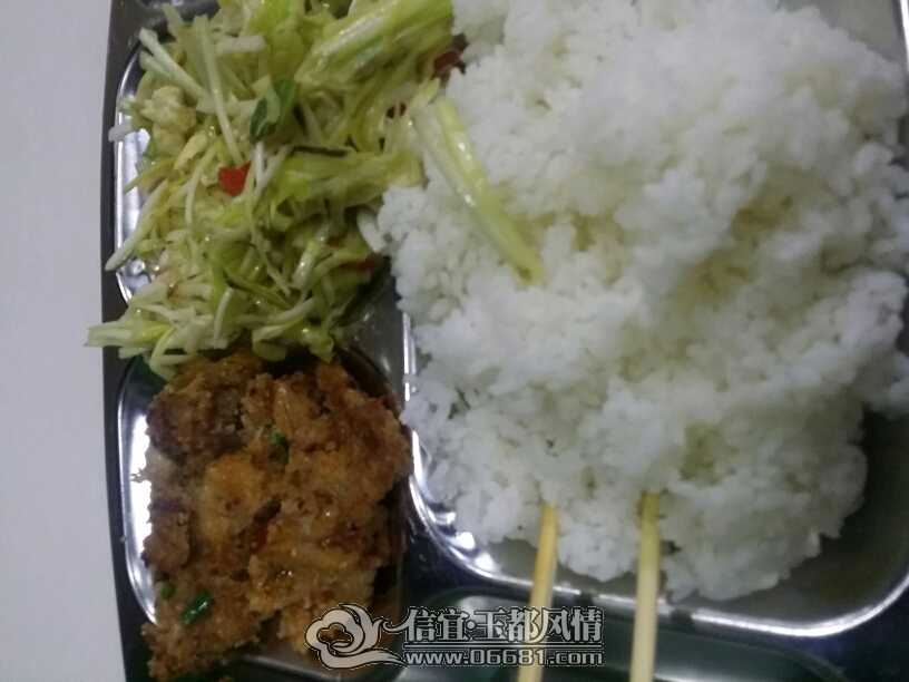 232840het2trok8qex9roh.jpg