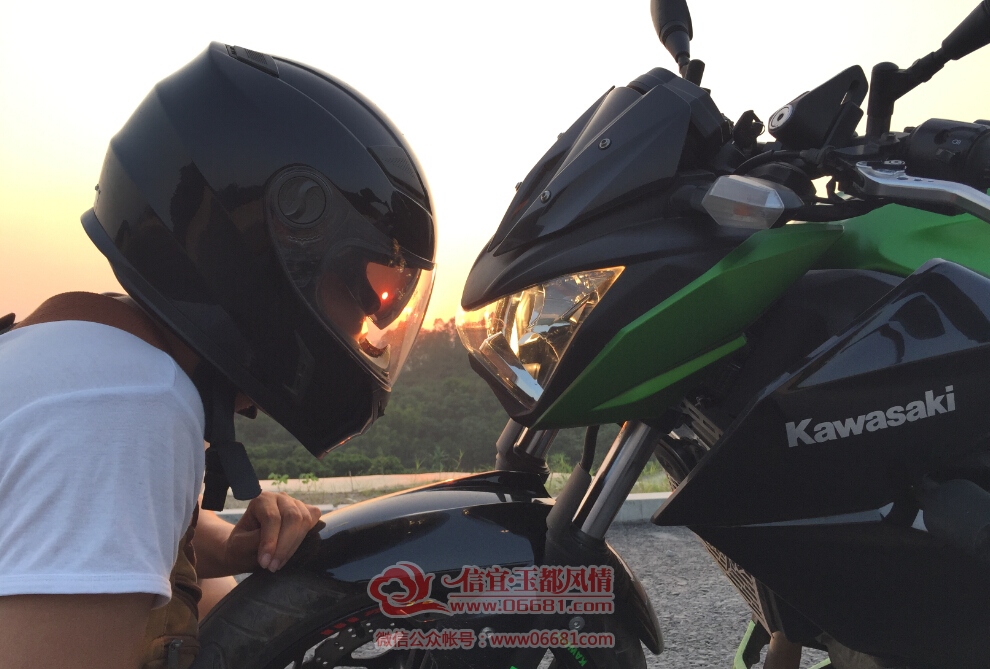 QQ��ͼ20150825224416.jpg