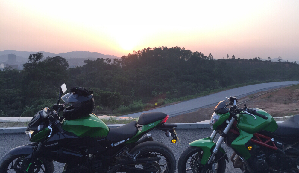 QQ��ͼ20150825224027.jpg