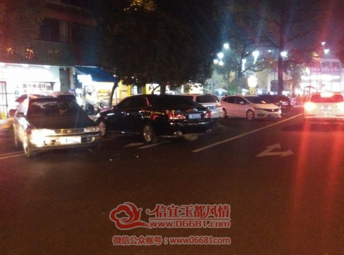 �����뽻�����λ��� ���˽�����è׽������Ϸ