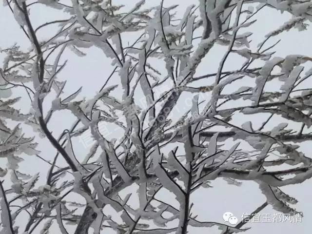 ��ɰ��ʯ��ɽ������.jpg