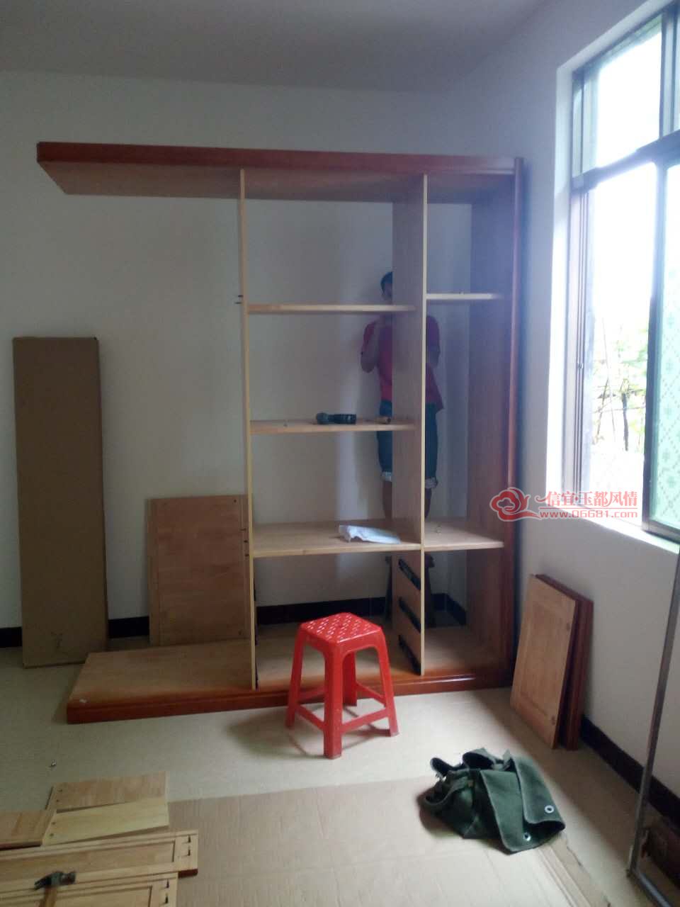 ���и�������ʵľ�¹�װ