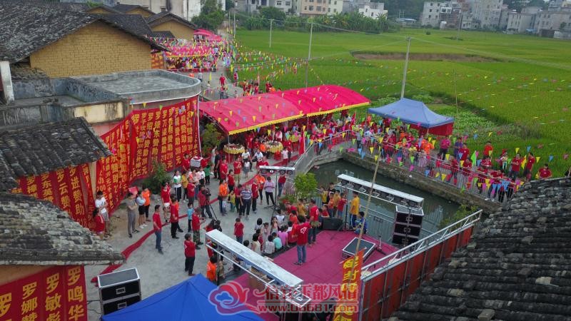 ���˴��´干�����Ů����ҲμӼ���۲� ��ϵ���