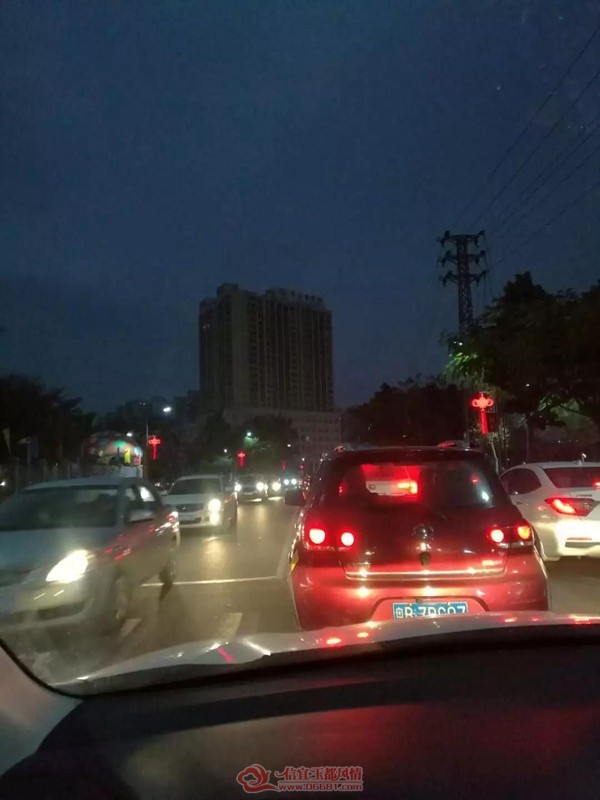 �����²�Ԫ�������ؼҡ�·������ 3������һСʱ��û�ص���