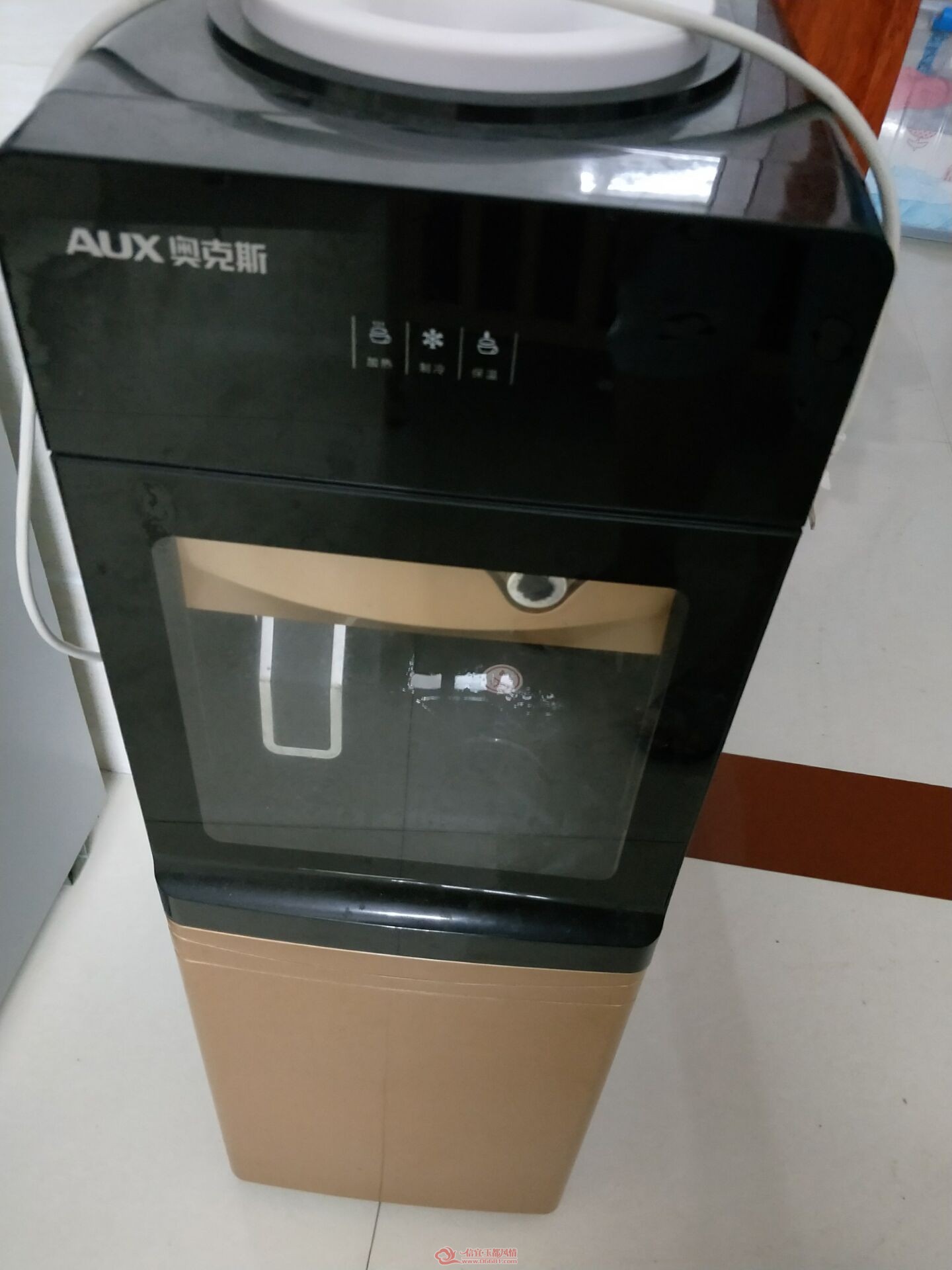 ��ˮ��100Ԫ���¿�˹��Ʒ�ƣ����������ȣ���ԭ��װ��˵����֮���