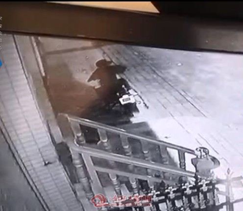 ����һ�����賿����Ħ�г� �������̼�ر�����