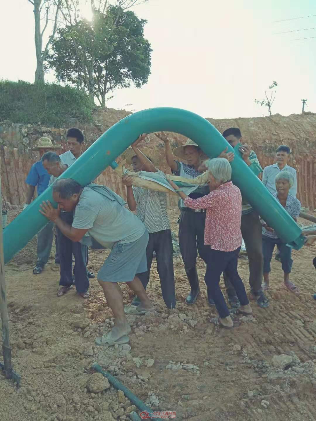 ���˱�����������Ĵ����Է������Ļ��㳡