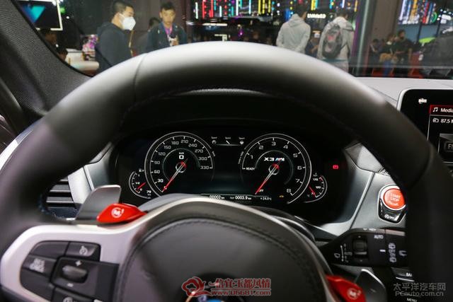 32a198e3160c42a2ba5bfb60e8361e4d.jpg