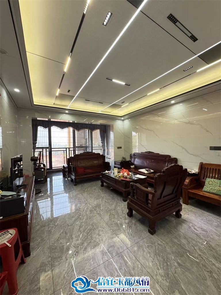 aaa2ec9163682e9ad4cb30ffe32c4bc5.jpg