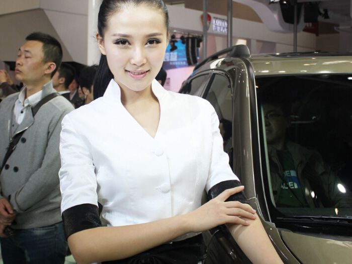 �Ըг�ģ������Ϯ ��һ��Ҫ¶������