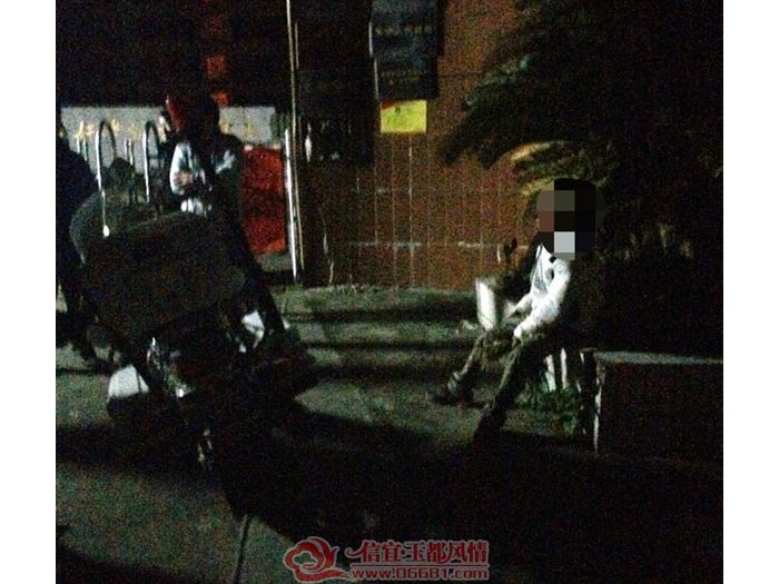 �賿һ�ƹ�ð��ѧ�� ���������Ҫ��УҪ���˳�