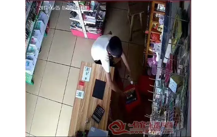 �ع�����һ����������ĳ���̵����ֻ�ȫ����