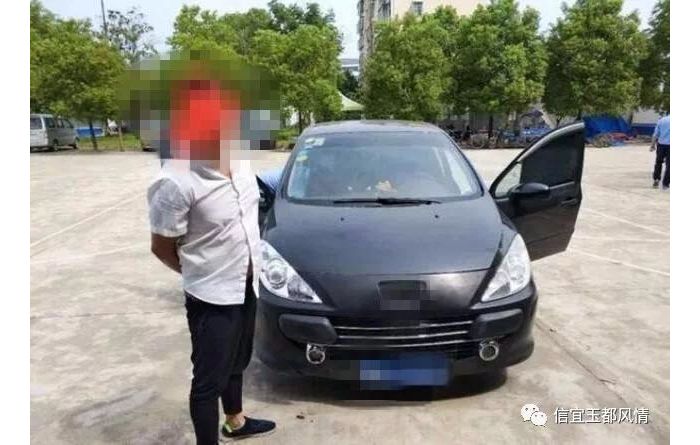 �����ѡ����������ɵ����� ���һ��������һ��6����