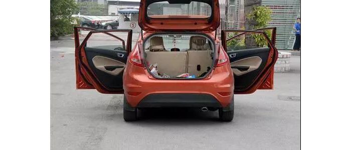 ��������������5���У��������ڣ�