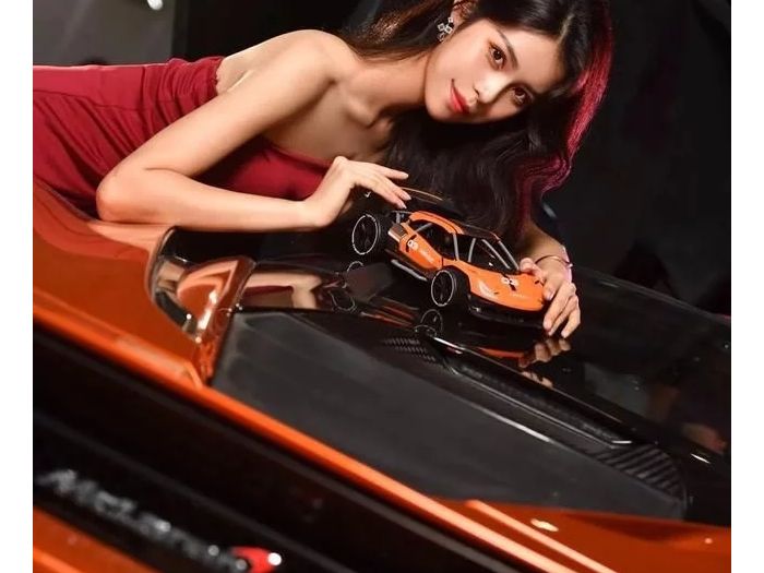 �㳵������ ׬������