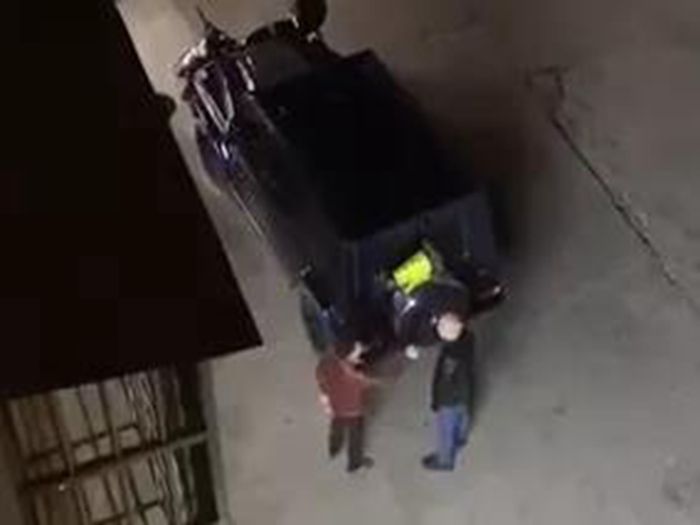 ������������ͣ������ִ ���ѱ�ʾ������ͬ��