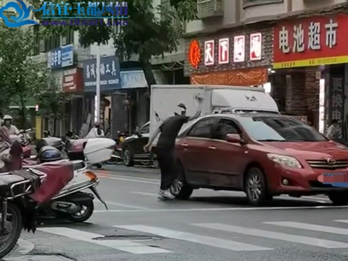 ����·������ˣ�Ʒ豻�ɳ����񾯹����Ʒ�
