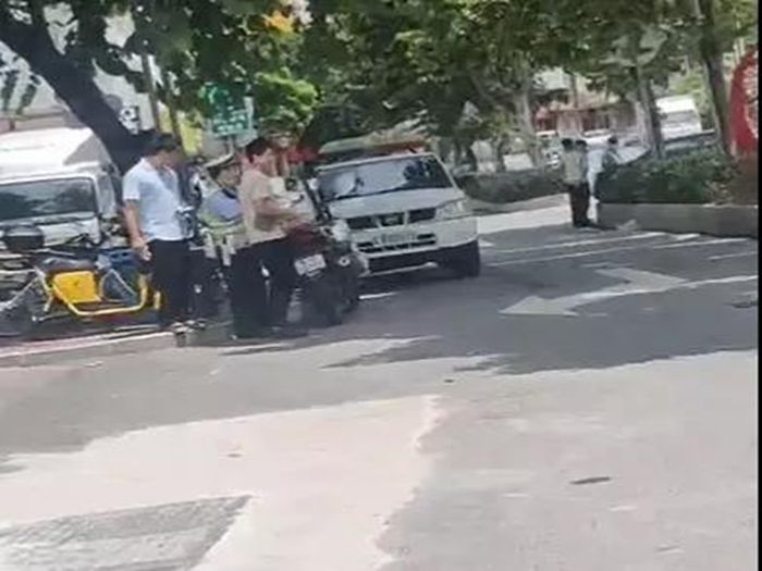 ����һС���������˿Ͳ�ϵ��ȫ��������