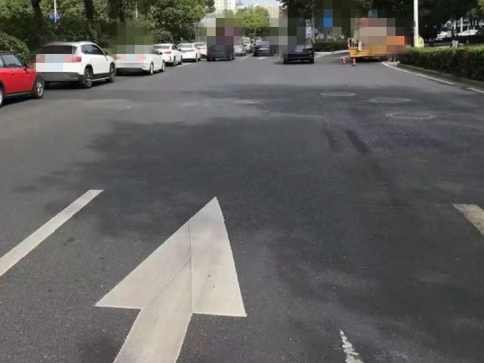 ���˽�����������һ���ڼ佻ͨ�׶�·�μ������·
